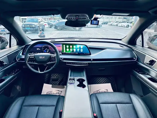 Cadillac XT5 — Фото автомобиля 5