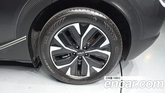 Kia EV6 — Фото автомобиля 18