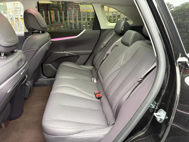 Buick Zhijing E7 — Фото автомобиля 12
