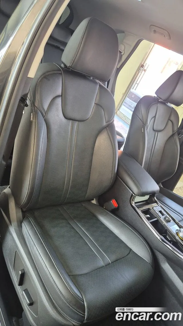 Kia Sorento Новый Sorento 4 поколение Бензин 2.5T 4WD — Фото автомобиля 12