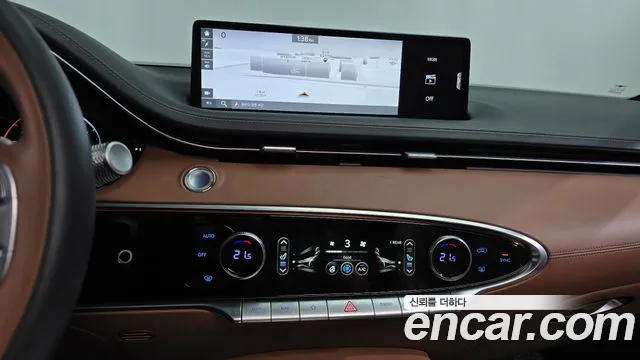 Genesis GV70 — Фото автомобиля 19