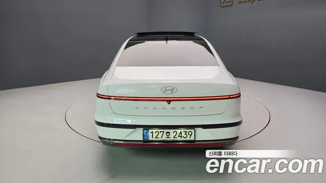 Hyundai Grandeur GN7 — Фото автомобиля 6
