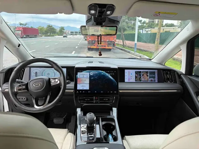 GAC Trumpchi E9 — Фото автомобиля 6