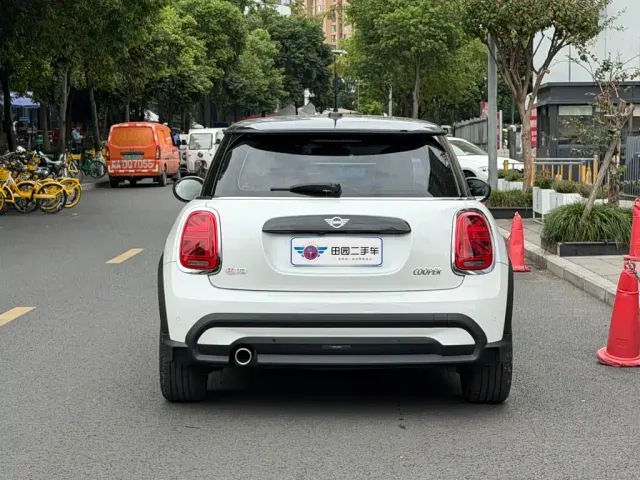 MINI Hatch — Фото автомобиля 5