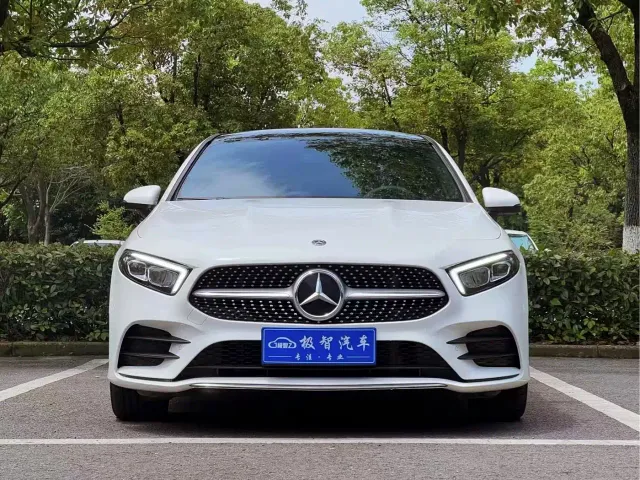 Mercedes-Benz A-Class — Фото автомобиля 2