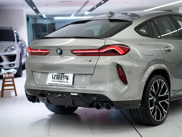 BMW X6 M — Фото автомобиля 15