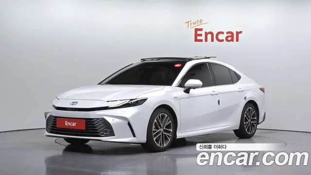 Фотография автомобиля — Toyota Camry XV80