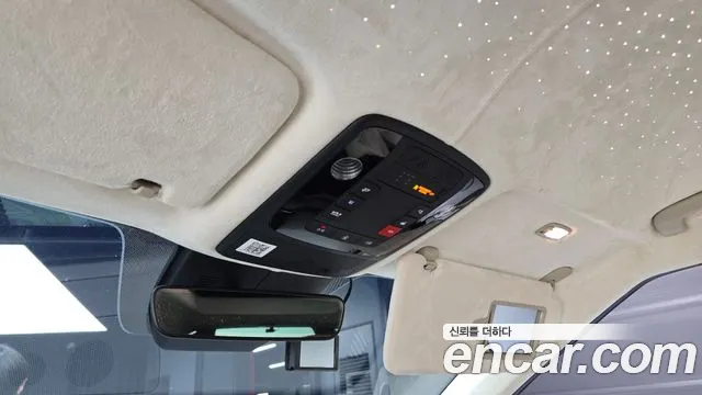 Kia Carnival Generation 4 — Фото автомобиля 30