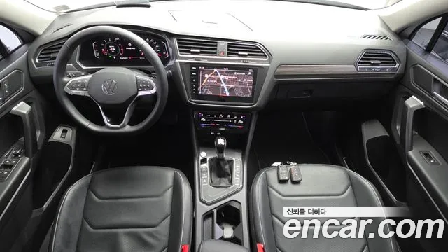 Volkswagen Tiguan — Фото автомобиля 7