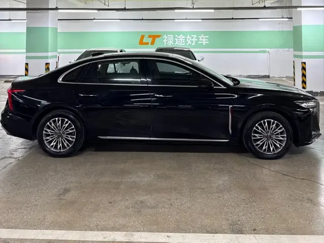 Hongqi H5 — Фото автомобиля 3