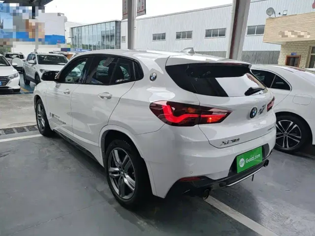 BMW X2 — Фото автомобиля 4
