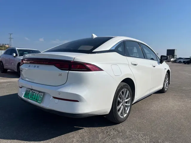 GAC Aion S — Фото автомобиля 3