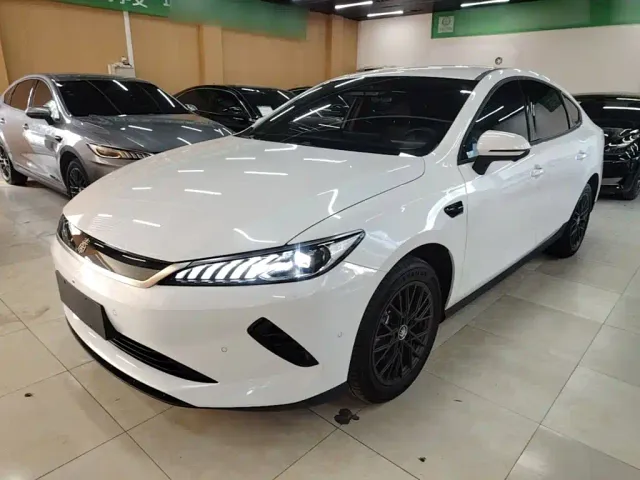 Фотография автомобиля — BYD Qin PLUS