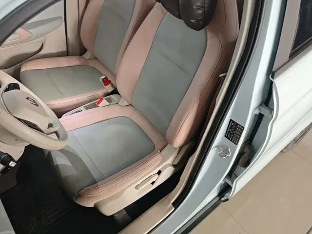 Leapmotor T03 — Фото автомобиля 14