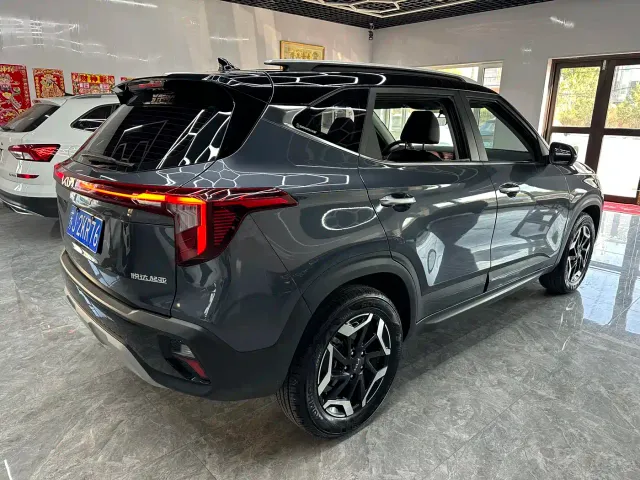 Kia Seltos — Фото автомобиля 5