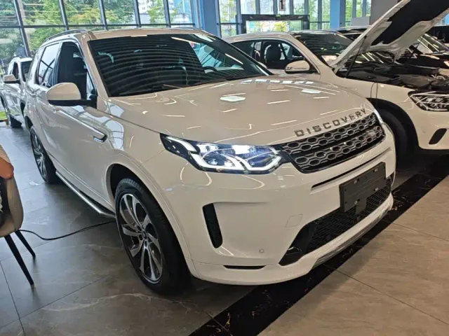 Land Rover Discovery Sport — Фото автомобиля 3