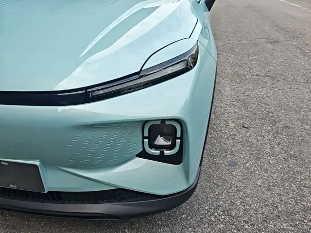 Geely Geometry E Firefly — Фото автомобиля 23