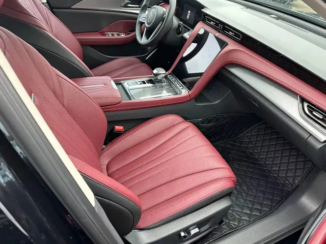 Hongqi H5 — Фото автомобиля 12