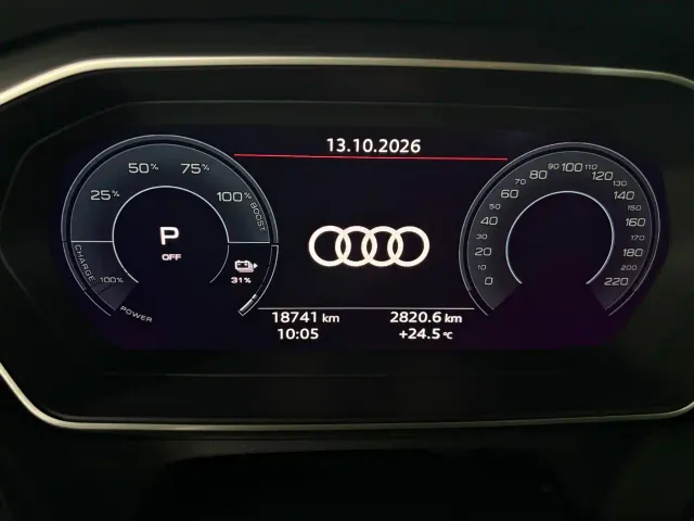 Audi Q4 e-tron — Фото автомобиля 8
