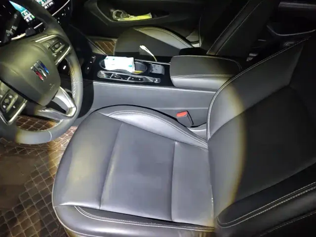 Buick Regal — Фото автомобиля 9
