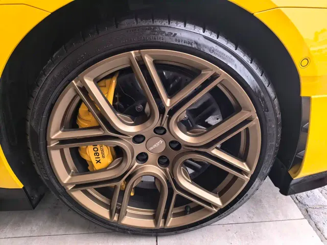 Xiaomi Auto Xiaomi SU7 Ultra 2025 Model Ultra — Фото автомобиля 9