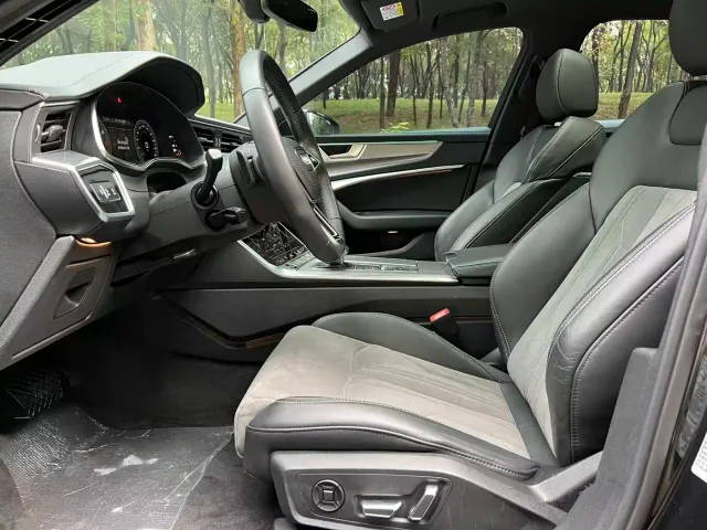 Audi A6L — Фото автомобиля 13