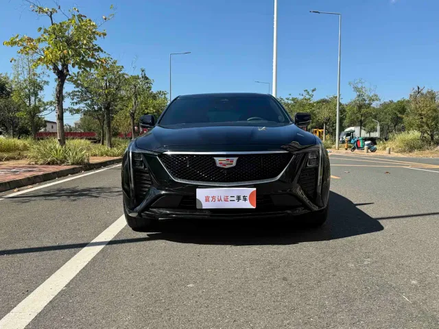 Cadillac CT5 — Фото автомобиля 2