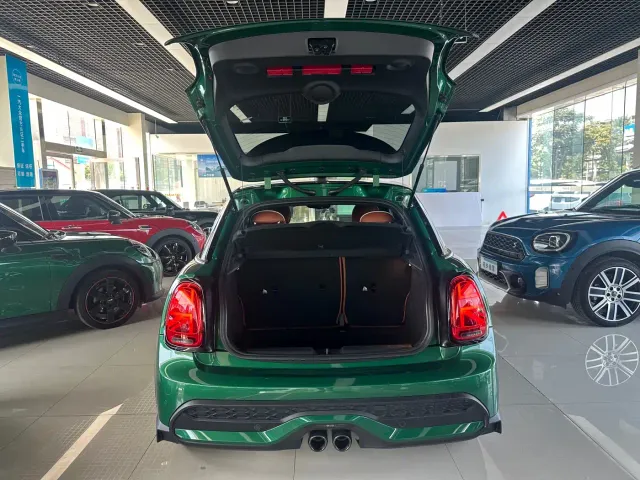 MINI Hatch — Фото автомобиля 7