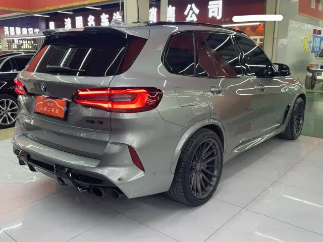 BMW X5 M — Фото автомобиля 11
