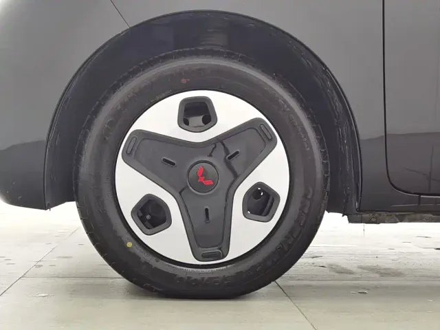Wuling Zhiguang NEV — Фото автомобиля 17