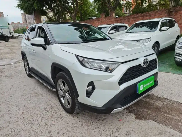 Toyota RAV4 Rongfang 2022 2.0L CVT 2WD Trend Plus Edition — Фото автомобиля 3