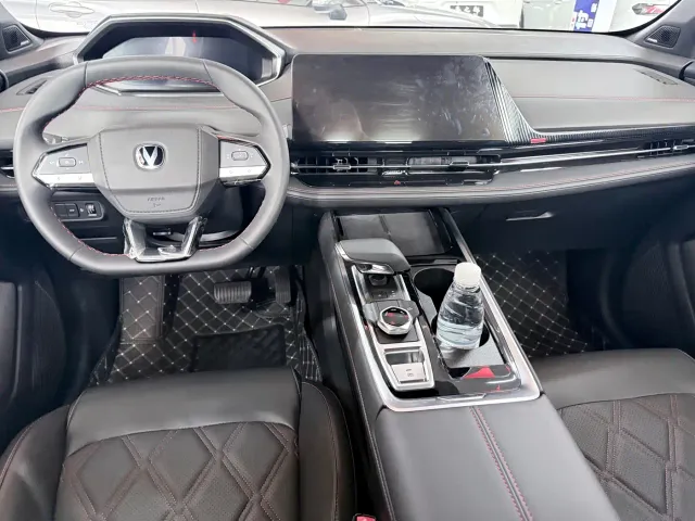 Changan CS55 Plus — Фото автомобиля 12