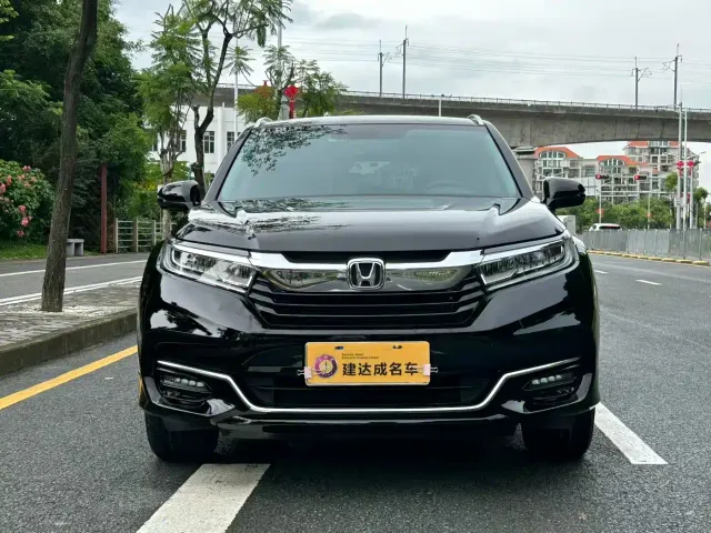 Honda Avancier — Фото автомобиля 2