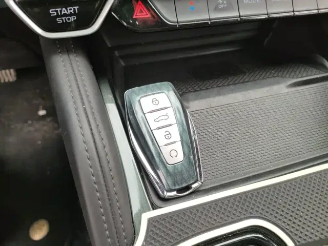 Geely Xingyue L — Фото автомобиля 11