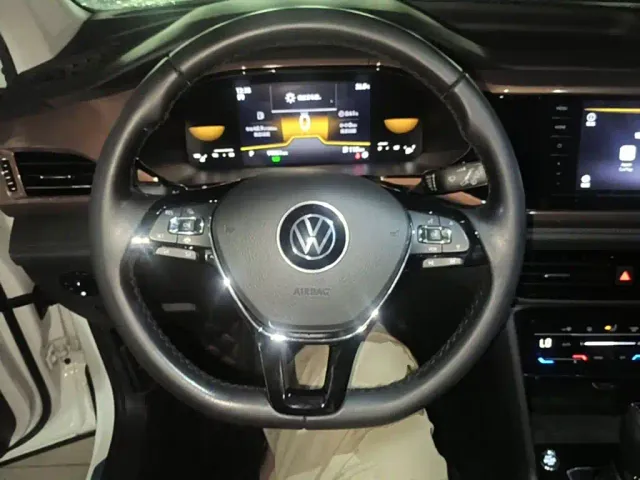 Volkswagen Tharu — Фото автомобиля 10