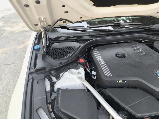 BMW 5 Series — Фото автомобиля 18