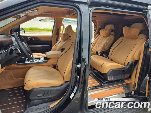 Kia Carnival Generation 4 — Фото автомобиля 16