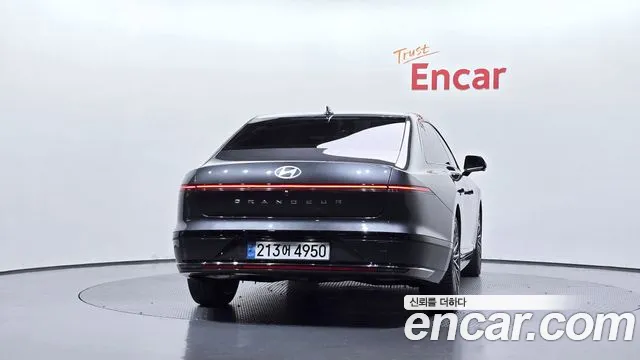 Hyundai Grandeur GN7 — Фото автомобиля 4
