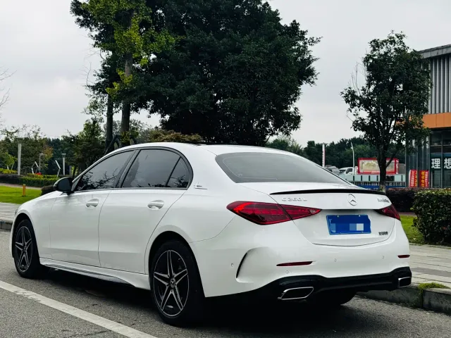 Mercedes-Benz C-Class — Фото автомобиля 8