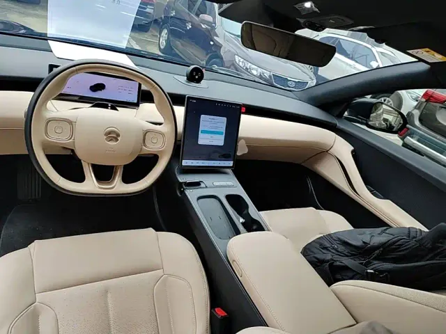Nio ET5 Touring — Фото автомобиля 9