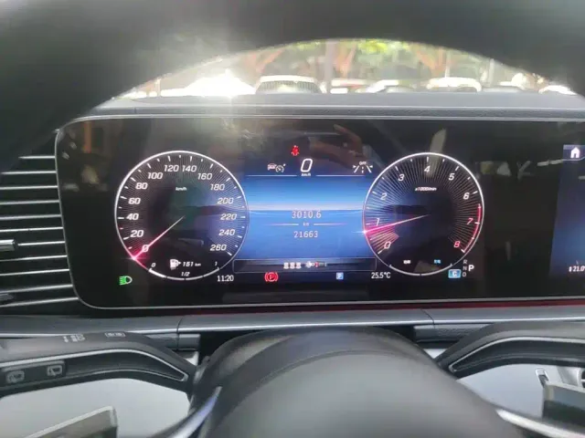 Mercedes-Benz GLE-Class — Фото автомобиля 11