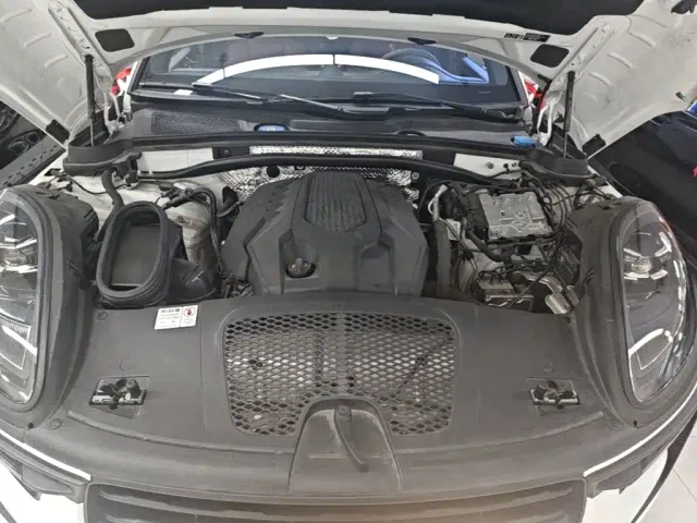 Porsche Macan — Фото автомобиля 19