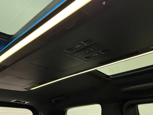 Toyota Alphard — Фото автомобиля 20