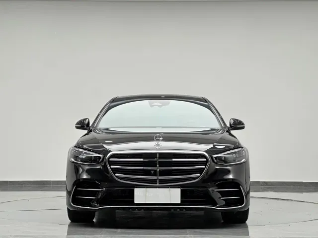 Mercedes-Benz S-Class — Фото автомобиля 2