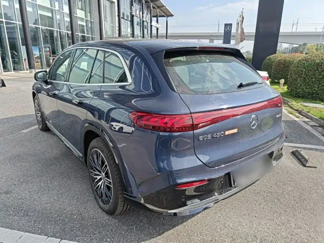 Mercedes-Benz EQS — Фото автомобиля 4