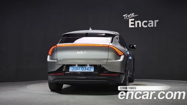 Kia EV6 — Фото автомобиля 4