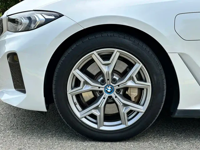 BMW i3 — Фото автомобиля 7