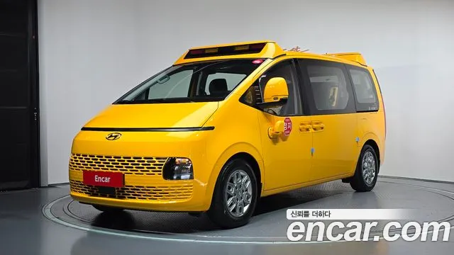 Фотография автомобиля — Hyundai Staria