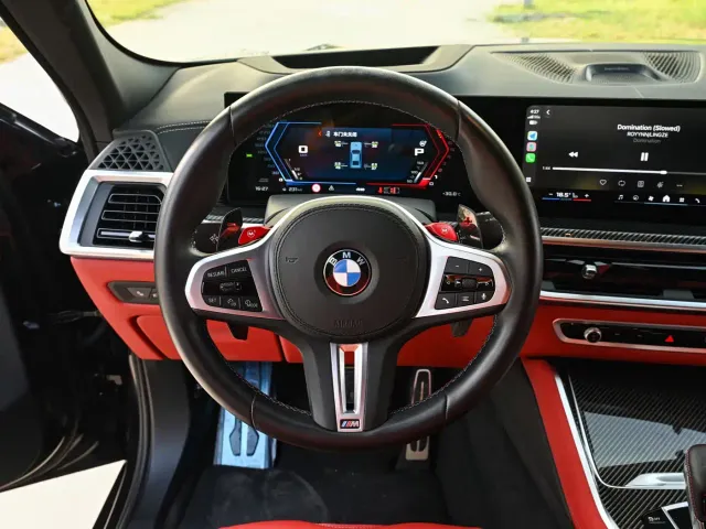 BMW X6 M — Фото автомобиля 9
