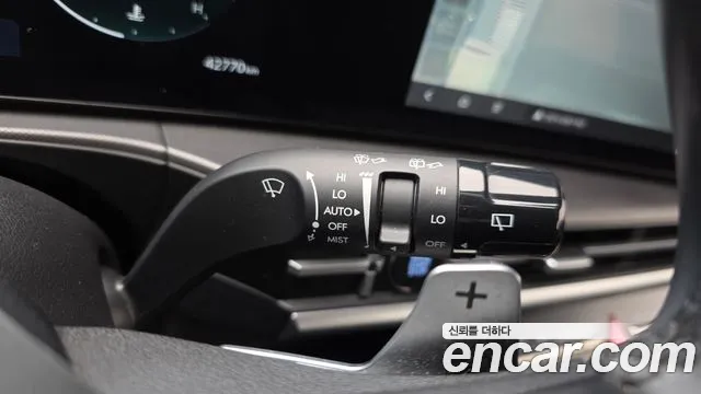 Hyundai Santafe Santa Fe (MX5) Бензин 2.5T 4WD — Фото автомобиля 16